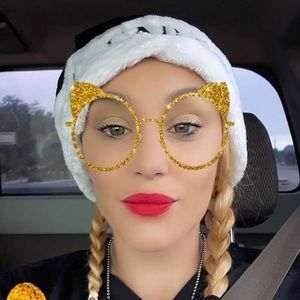 Meet your Posher, Jamie